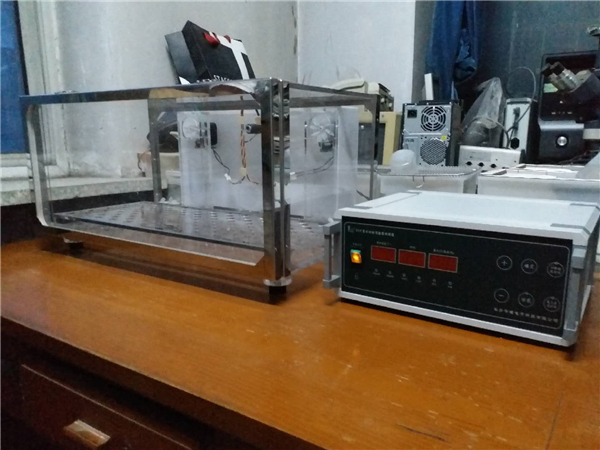 動(dòng)物培養(yǎng)箱